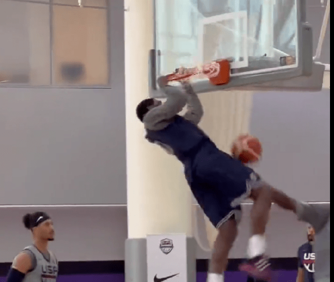 Anthony Edwards mocked Jaren Jackson Jr. mid-dunk for getting out of way in Team USA practice