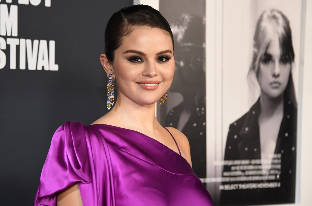 Selena Gomez Unveils End-of-Summer Song ‘Single Soon’: Stream It Now