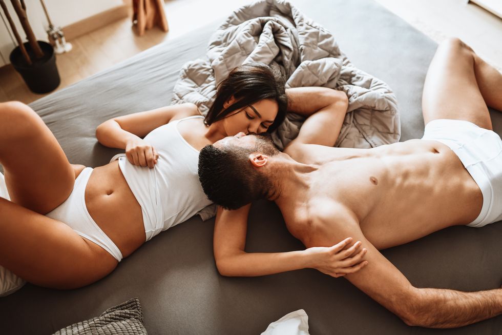 10 Variations of the 69 Sex Position, Because We Should All Suck More