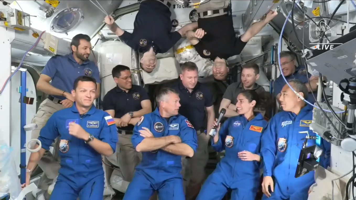 SpaceX Crew-7 Dragon capsule docks at space station with international astronaut team (video)