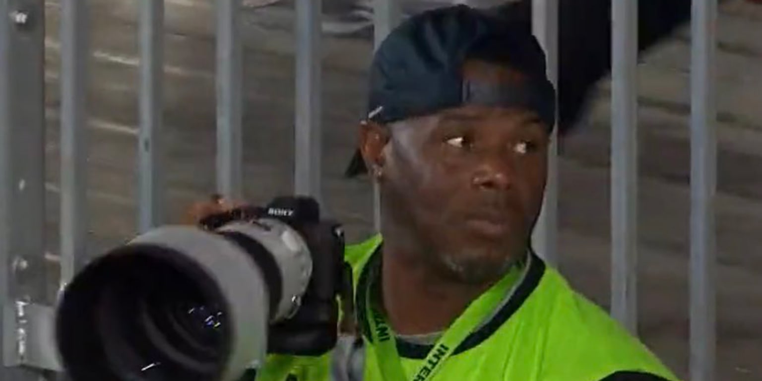 Griffey points his camera at soccer legend Lionel Messi
