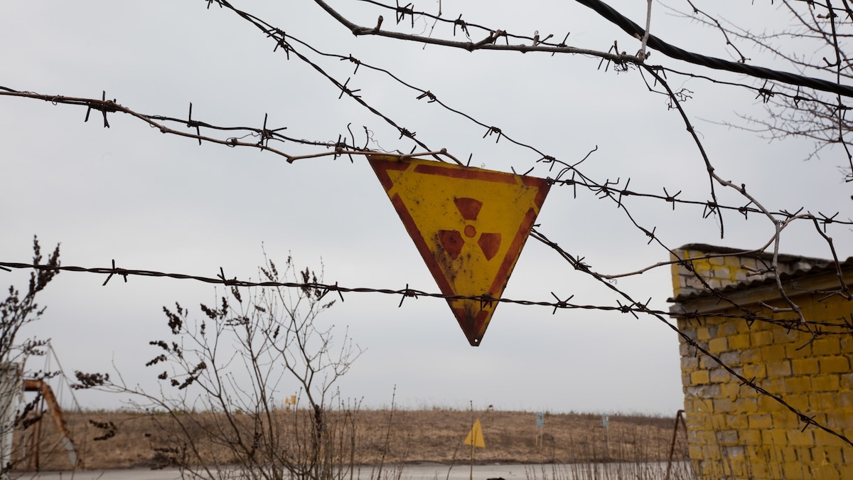 How do we warn future generations to avoid our buried nuclear waste?