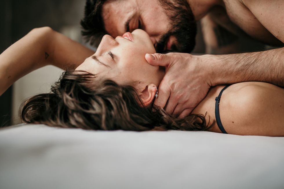 A Urologist Shared 4 ‘Scientifically Proven’ Ways to Increase Pleasure During Sex