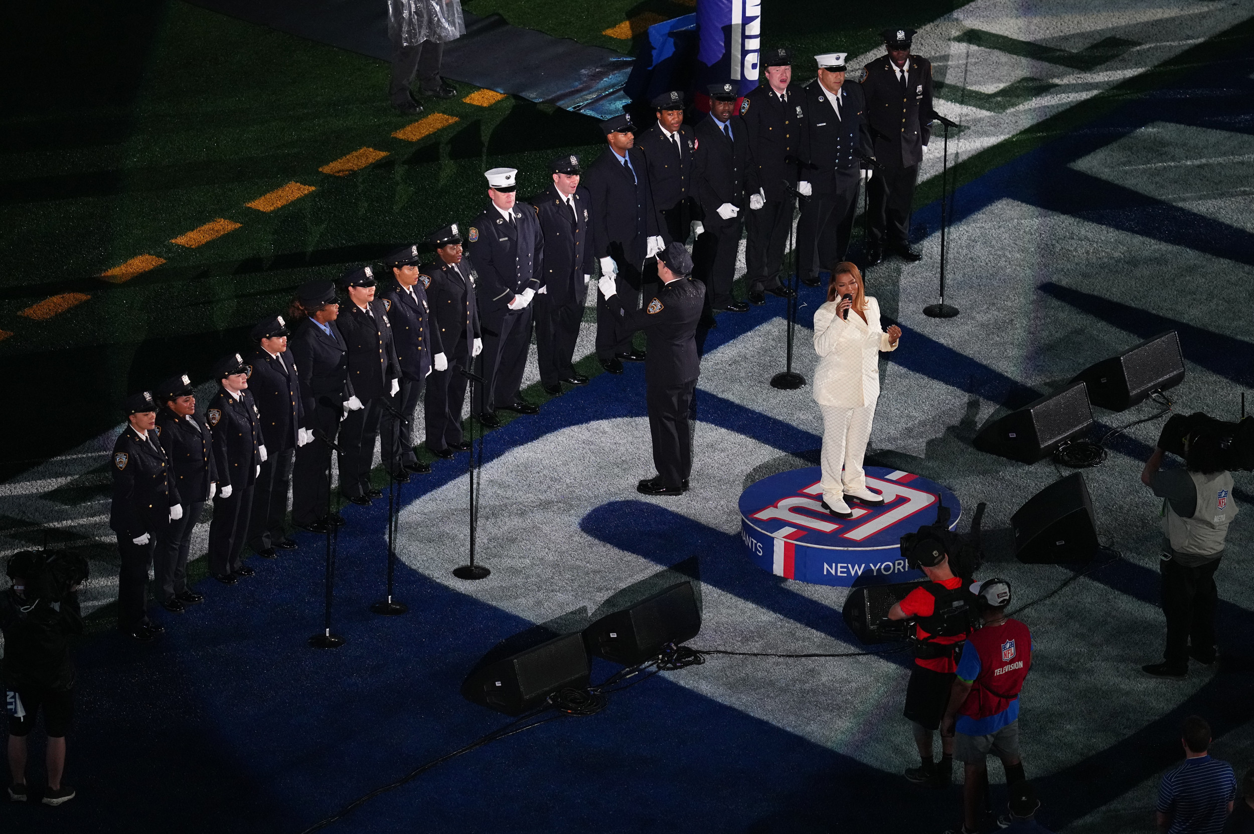 Queen Latifah’s National Anthem Rendition at NFL Game Baffles Internet