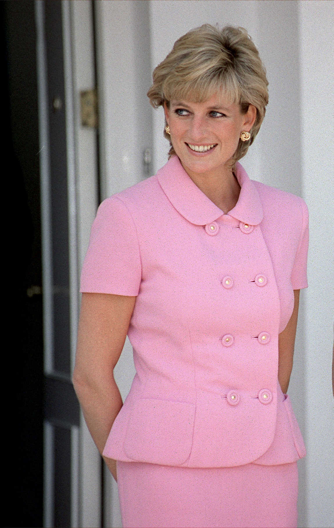 Princess Diana worked with cosmetic chemist to avoid ‘helicopter hair’ with specially made hairspray