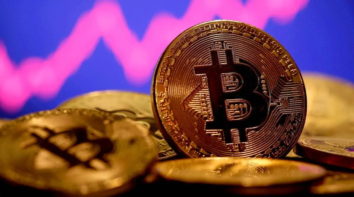 Bitcoin Price Prediction: BTC to Hit $100,000 Mark by Q1 2024 – Should Investors Hold?