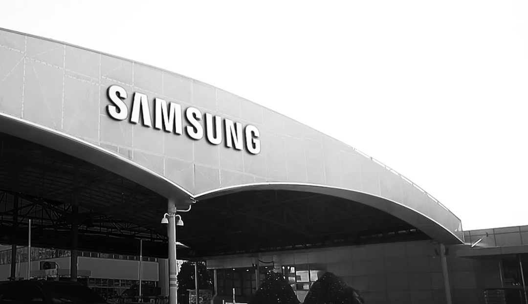 Samsung chairman calls Galaxy S24 series “more disappointing than iPhone” at high-level meeting