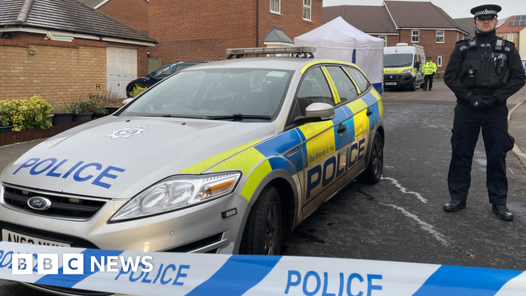 Norwich: Police not deployed to 999 call from family death house