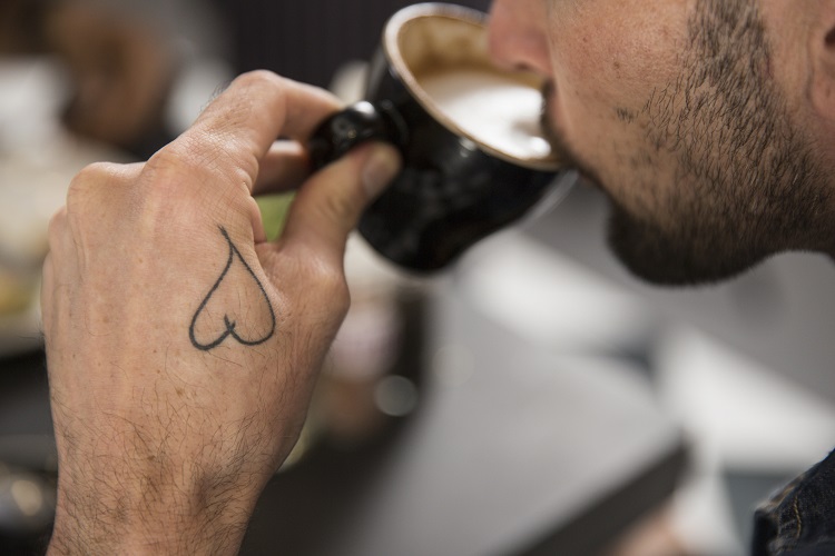 Cutting carbon emissions in coffee production: ofi sets its sights on a 30% reduction by 2030