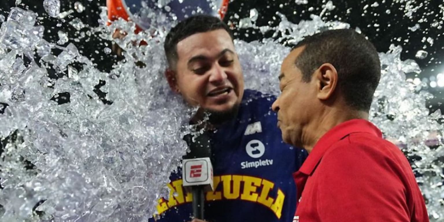 Venezuela’s Ángel Padrón throws first Caribbean Series no-no since 1952
