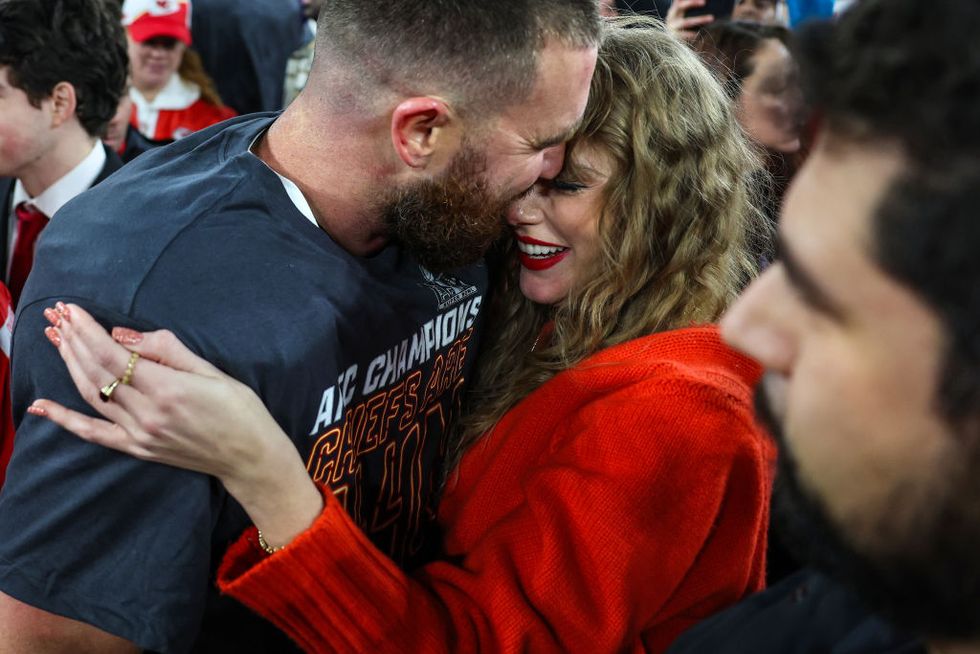Travis Kelce Responds to Rumor He’ll Propose to Taylor Swift at the Super Bowl
