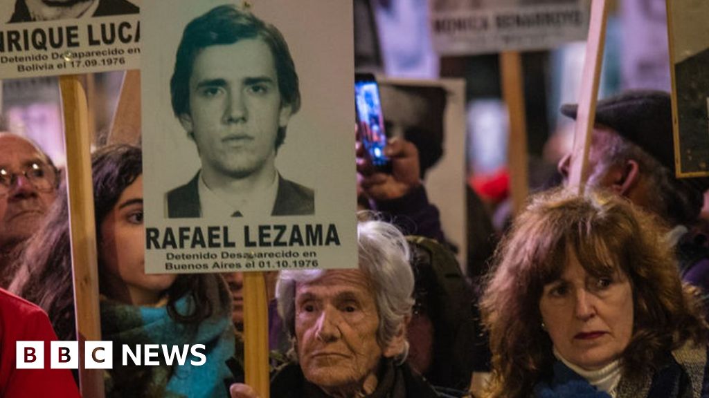 Uruguay bill stirs debate about dictatorship-era crimes