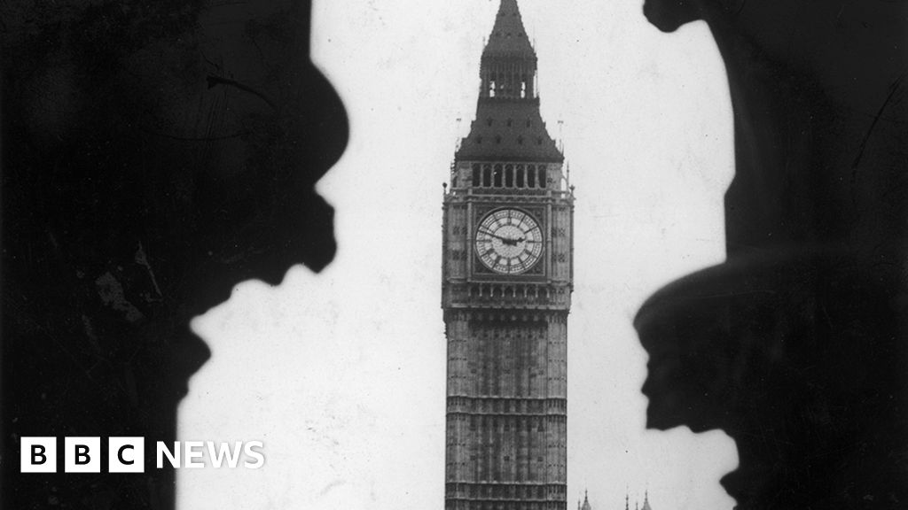 Big Ben: New Year’s Eve marks 100 years of live bongs on radio