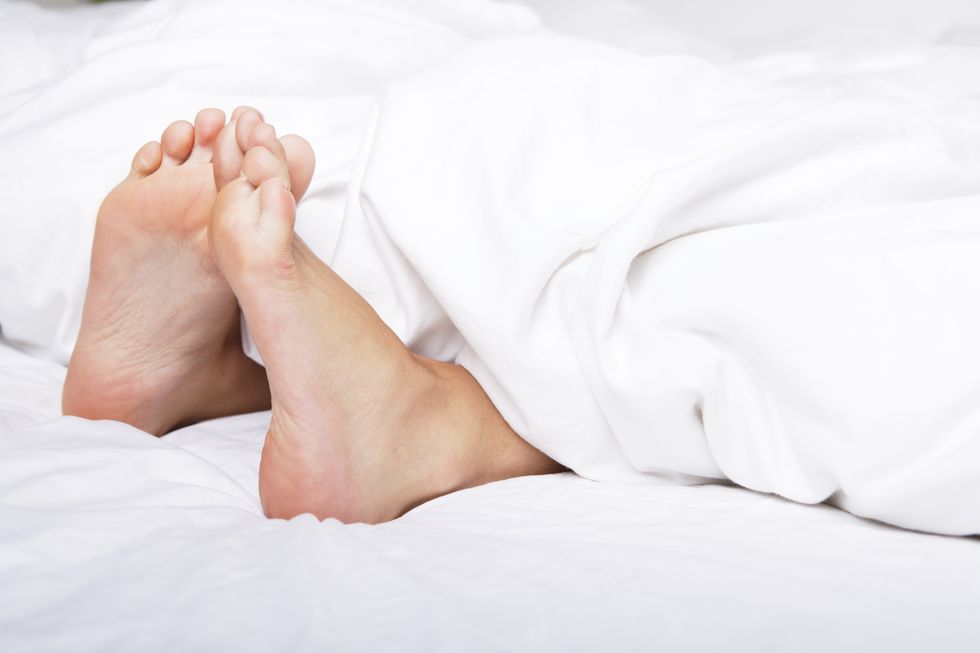 Here’s Why Your Feet Get Annoyingly Itchy at Night