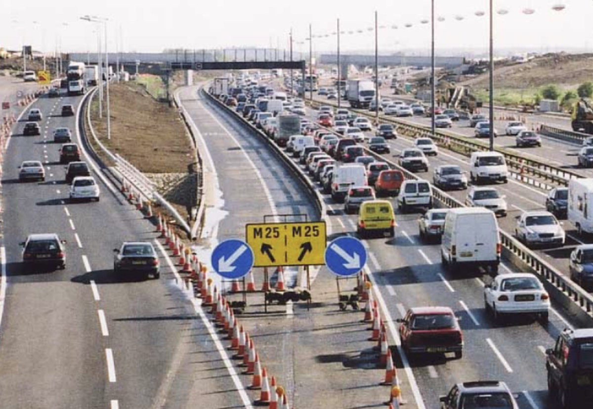 Balfour M25 workers vote for strike in pay row