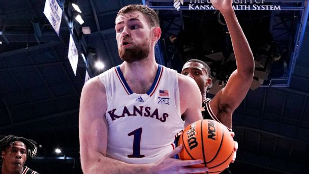 Men’s WTE Top 25: Kansas goes No. 1, Creighton and Arkansas debut